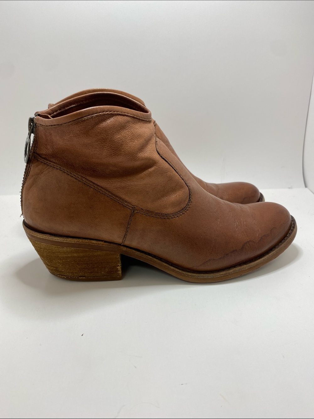 Sofft Aisley Brown Leather Ankle Booties with Back Zip Size 8